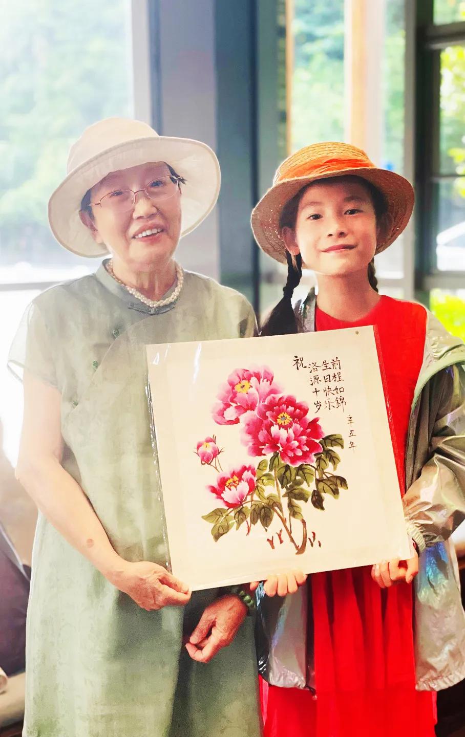 这对父母怎么想到的？把孩子十岁生日变成了学习的动力