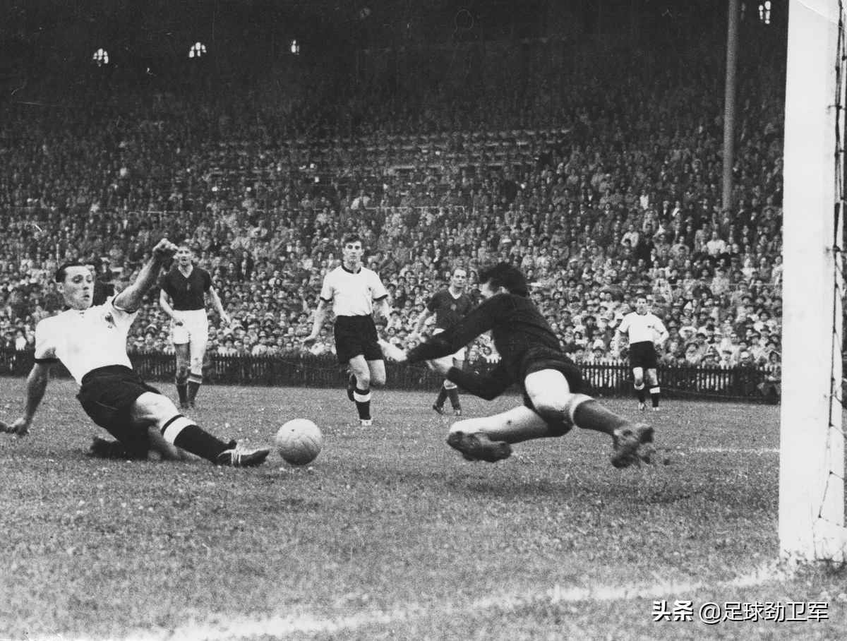 12%人口战死,却打败皇马和巴萨传奇,夺世界杯靠*毒冰**?中篇