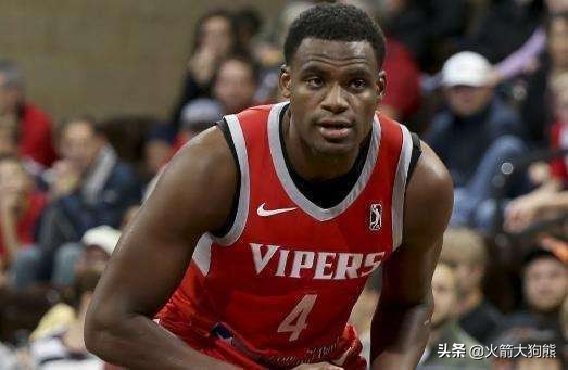 420万合同都不要？两拒火箭好意，如今被德帅弃用！底薪不能再多