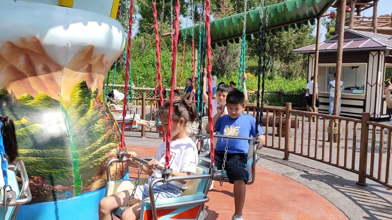 方特适合小宝宝玩吗,宝妈独自带婴儿玩