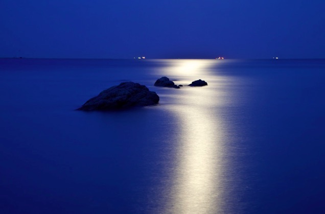 关于咏月的古诗李白写的,李白的咏月的五言绝句