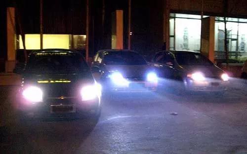 卤素灯不够亮换灯泡,感觉自己车的卤素灯不够亮