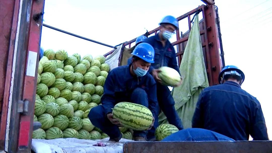 最美生产线复工,最美劳动者坚守疫情防控工作