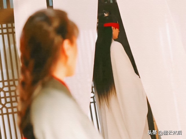 《琉璃》璇玑为何执着于为司凤点痣？