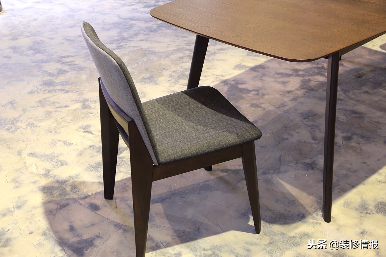 实木餐桌可伸缩圆桌大理石,实木餐桌折叠可伸缩旋转圆桌