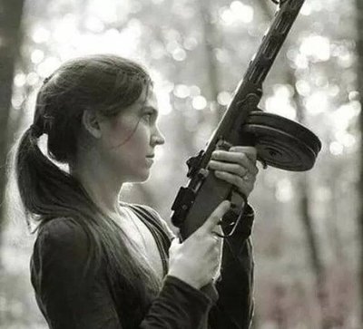 波波沙冲锋枪和汤姆森冲锋枪一样,波波沙和汤姆森哪个好用