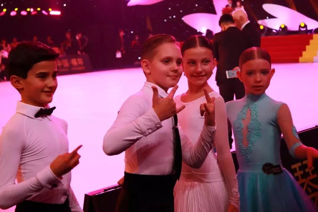 台山碧桂园学校上网课,台山碧桂园学校研学