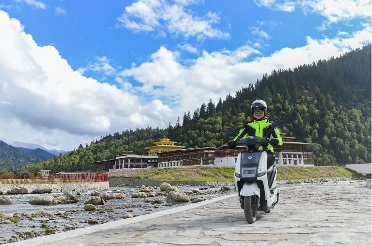 爱玛台铃雅迪小刀电动车哪个好,雅迪爱玛台铃小刀