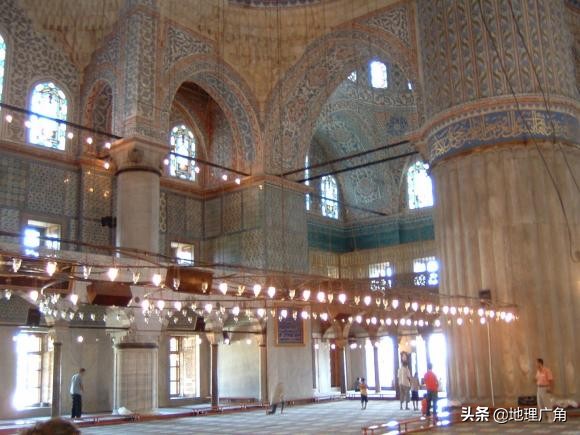 世界十大宗教圣地排名,世界三大宗教发源地和分布地区