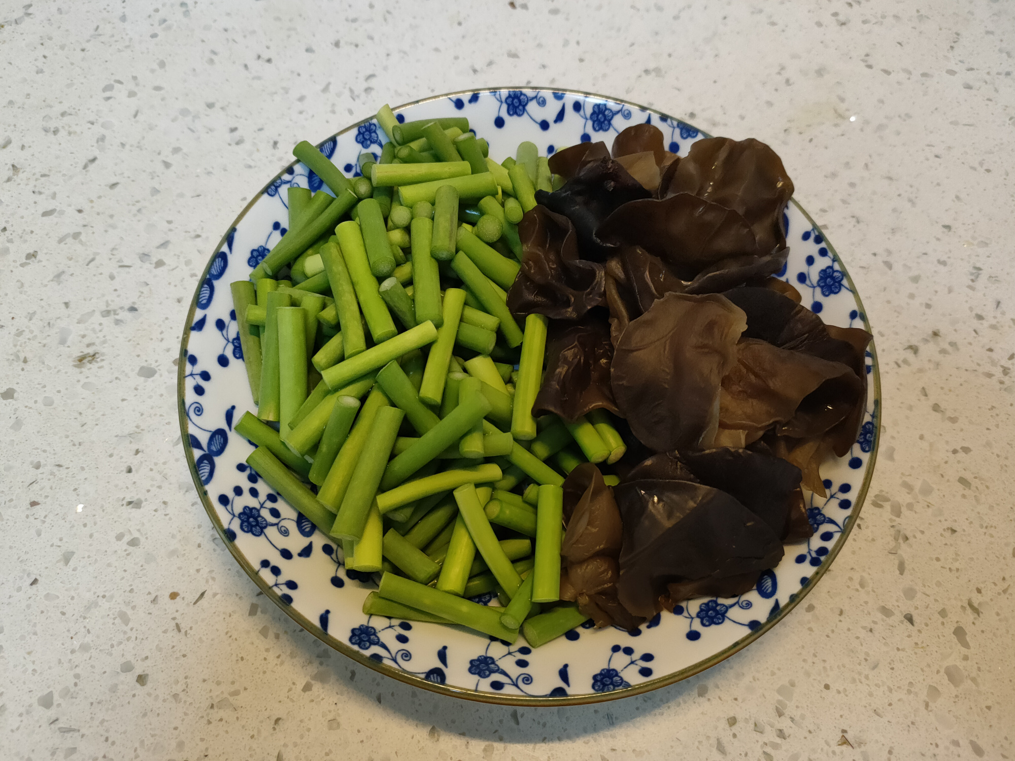 过油肉做法醋放多少,炒过油肉用什么淀粉