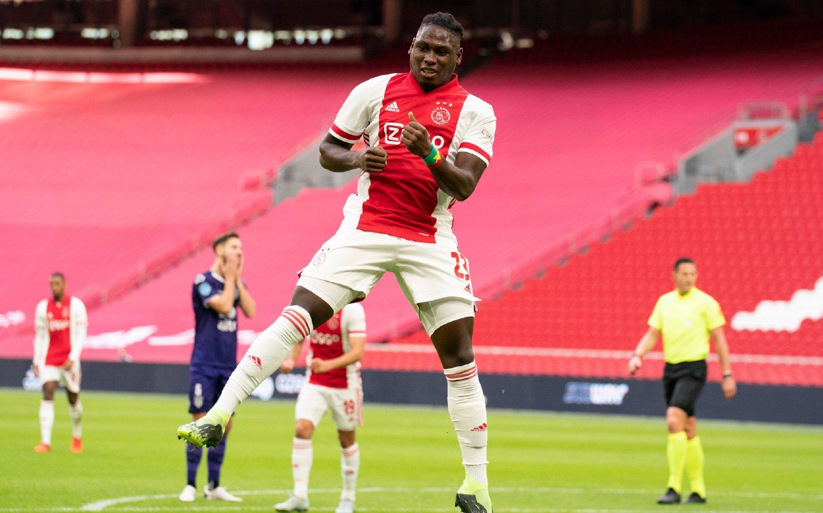 荷兰5比1大胜法国,欧冠预选赛德国对荷兰