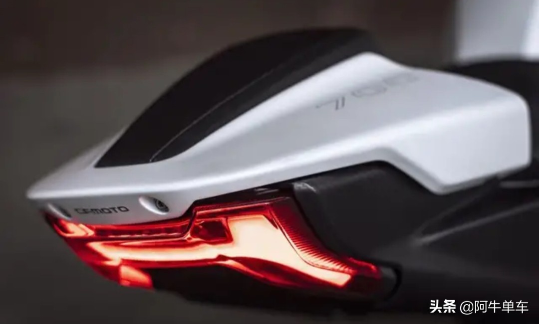 春风clx700运动版和普通版测评,春风复古clx700什么价格