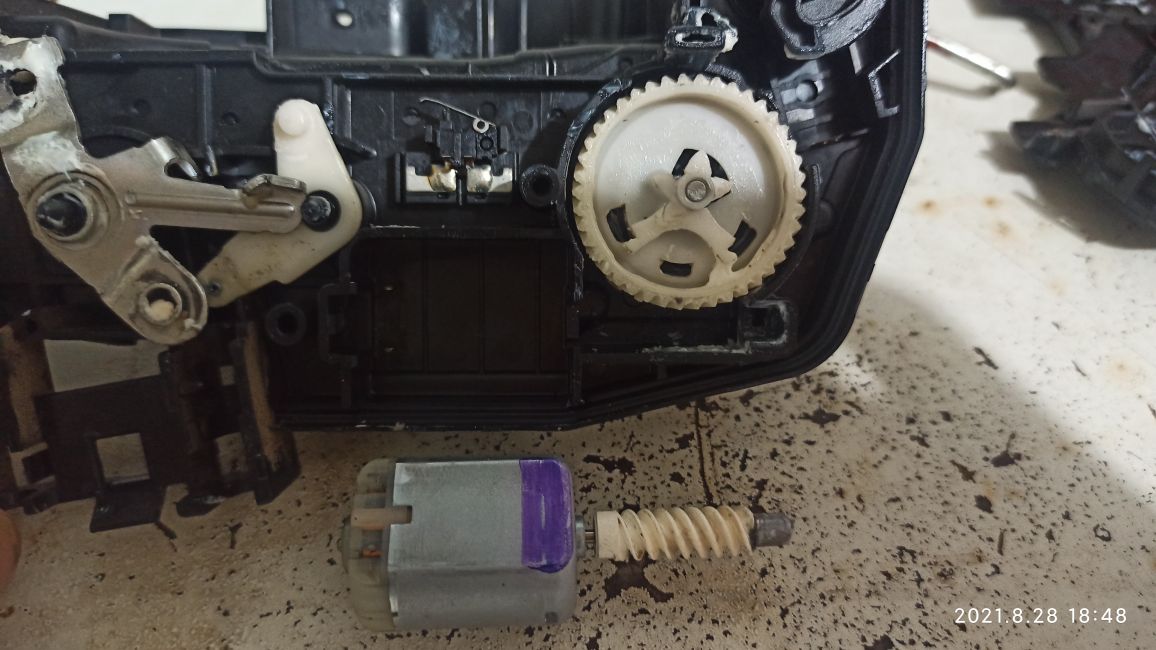 长城c30左前门锁块更换视频,长城c30左前锁块