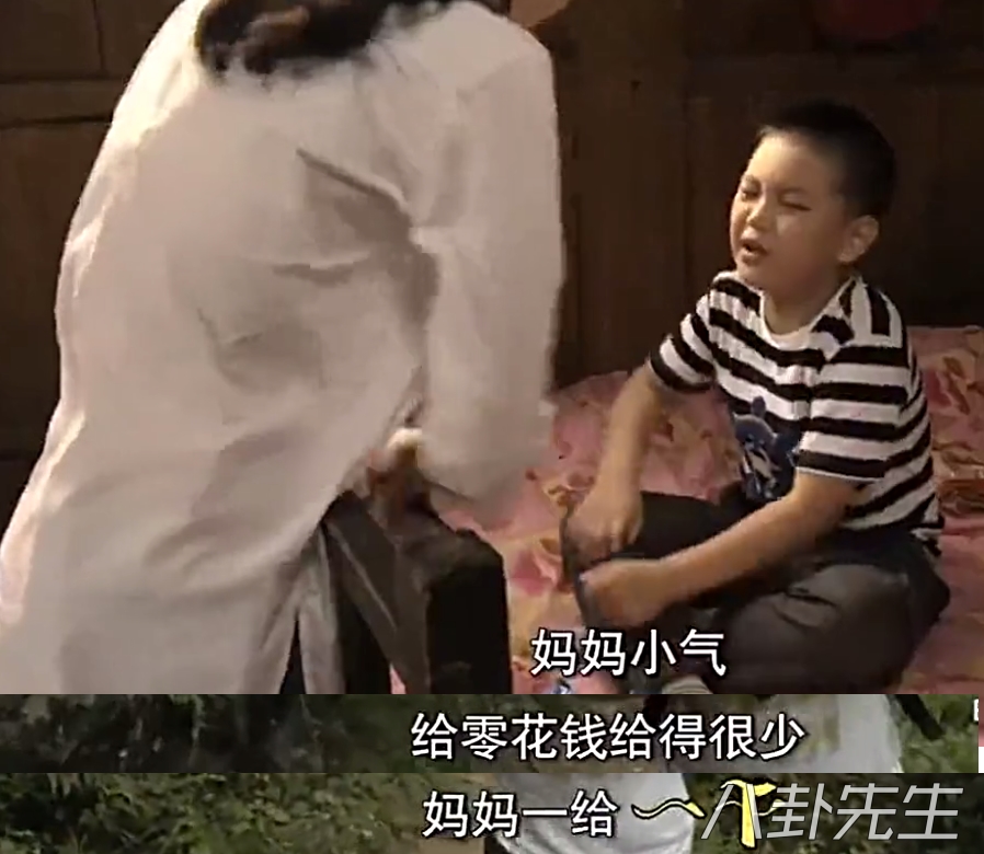 王诗龄戴卡地亚手镯多少钱,王诗龄最近带的手链是什么牌子的