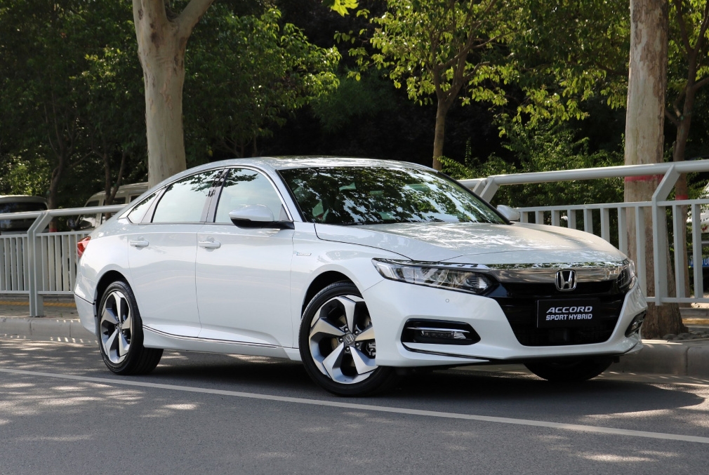 全新本田雅阁有哪些缺点,本田雅阁最新款车主真实感受