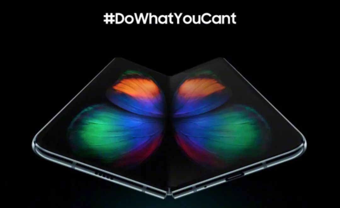 探探因传播色情信息下架,微软试行“上四休三”,特斯拉故障频发