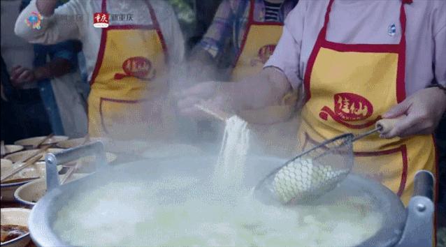 泪奔!你见过这样的重庆和这样的重庆社区吗?