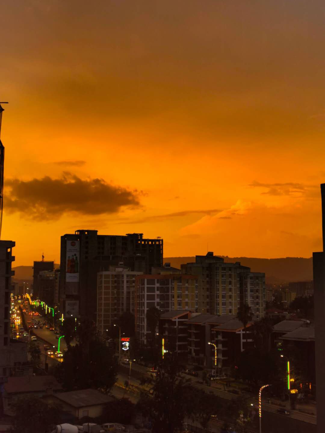 在云上写诗在山里喝茶完整版,在云上喝茶在山里写诗