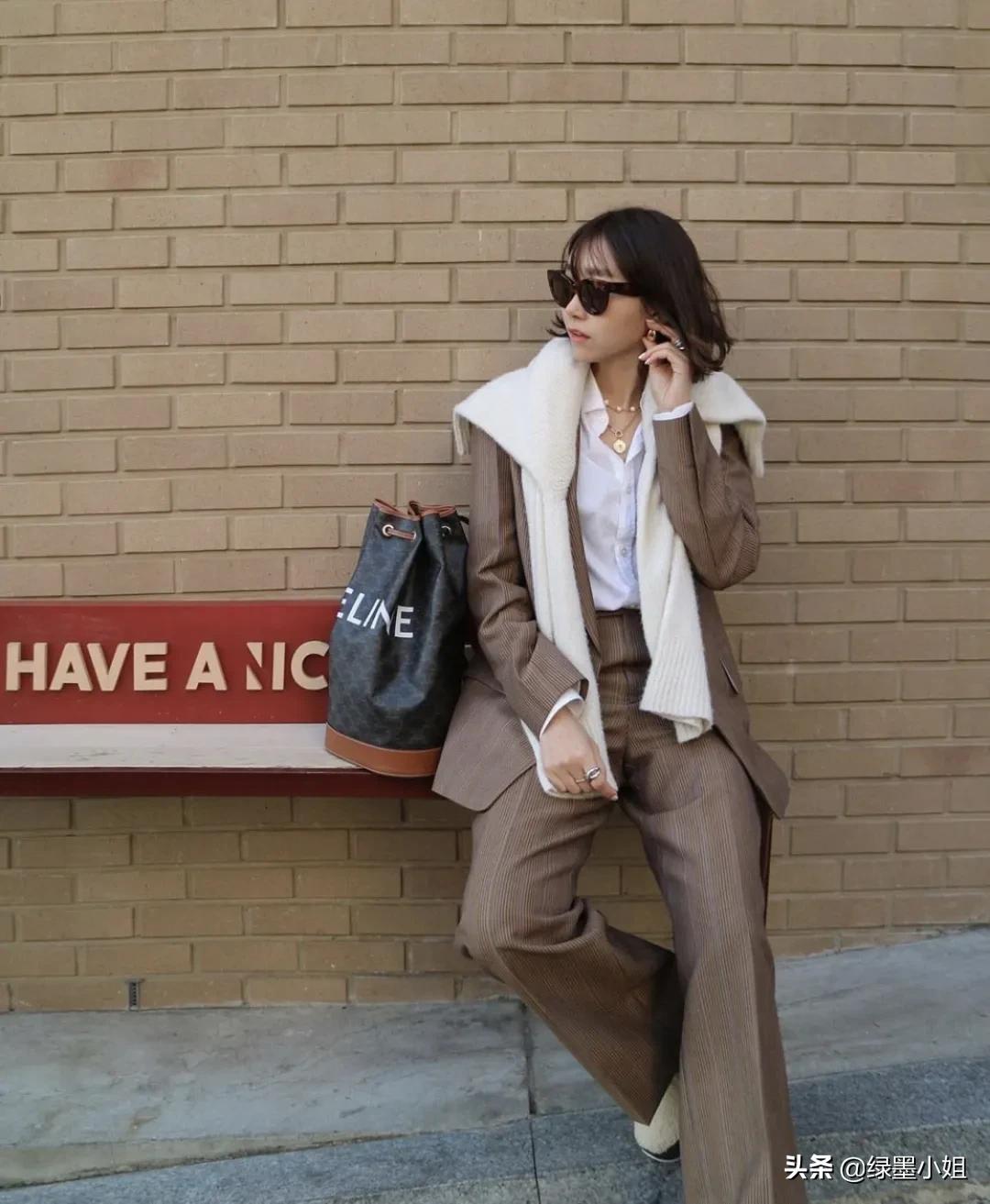 韩国女神jessica白色礼服,jessica日常穿衣搭配