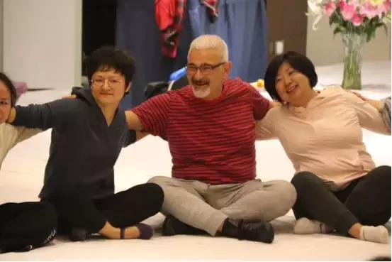 身心之恋，穿越人海拥抱你——国际治疗大师Zvika舞动治疗工作坊