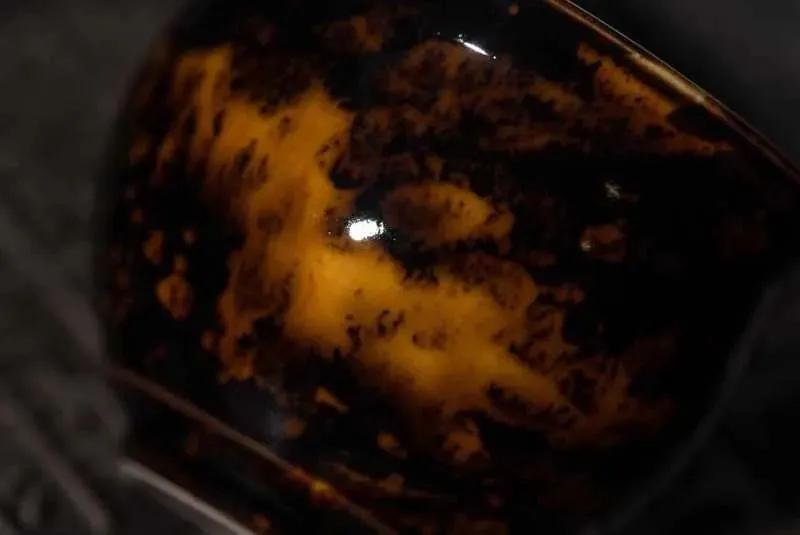 如丝的玳瑁釉,玳瑁釉火焰纹
