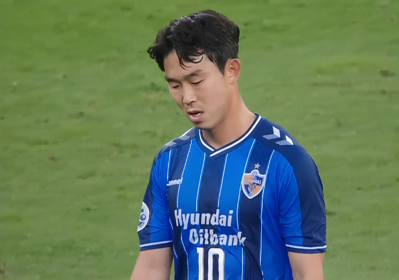 挖空亚冠冠军？山东广州抢夺尹比加兰，日韩将成中超人才基地