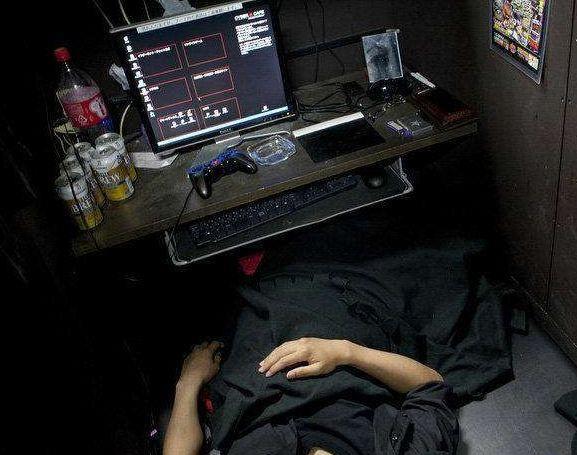 为什么日本人不去租房,为什么日本人不愿住网吧