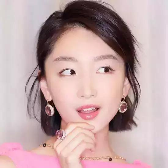 化妆化完眼妆眼睛不舒服,眼线美妆小技巧