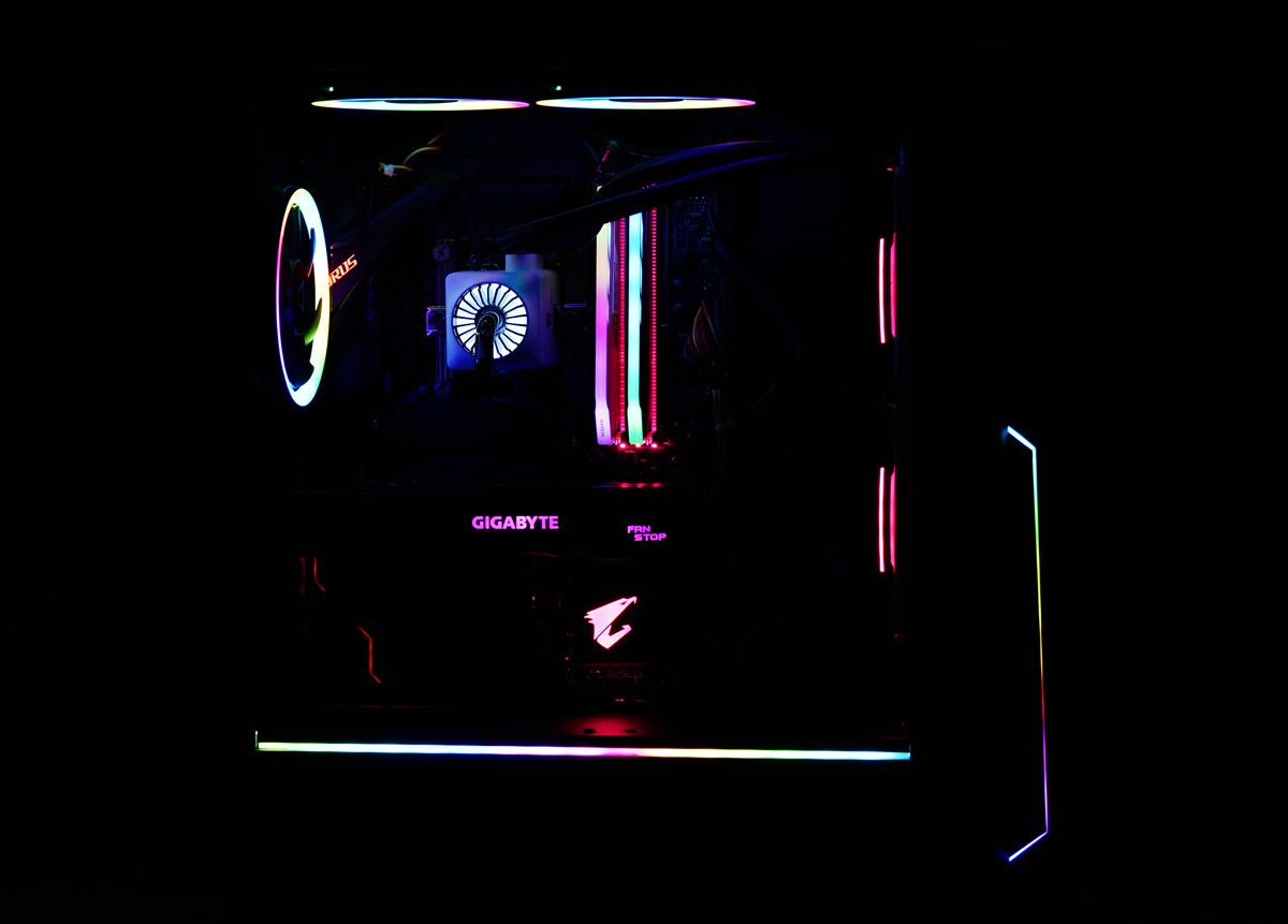 性能、稳定、游戏、视频全要，九代i9配十代旗舰卡可战五年