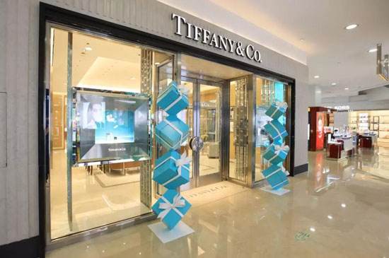 162亿美元！毛线球卖8万的美国奢侈品巨头，被欧洲首富买下了