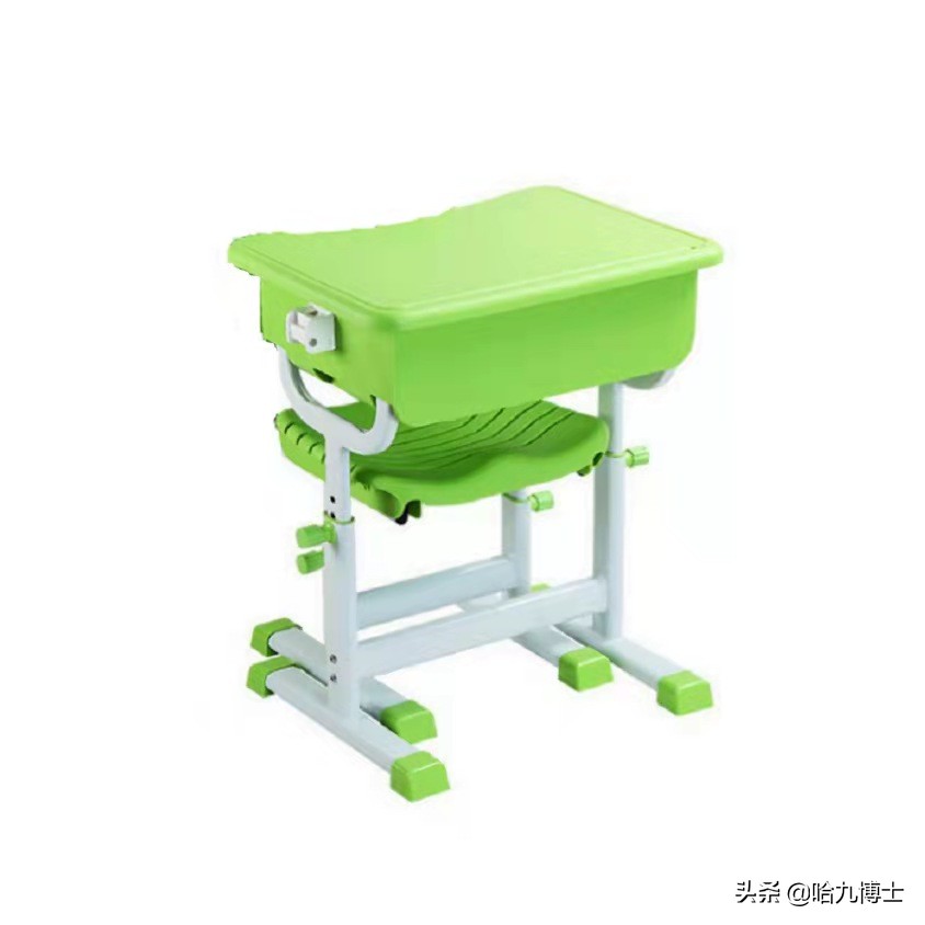 哈九博士告诉您:儿童专用学习桌椅是鸡肋还是必备品?