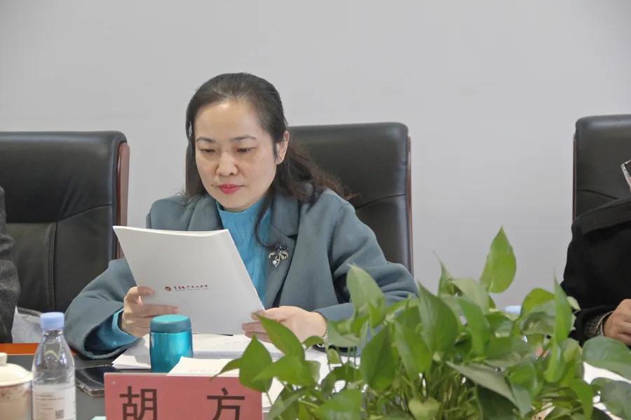 重庆评估院、西南大学等专家组成员莅临重庆市六十五中学调研