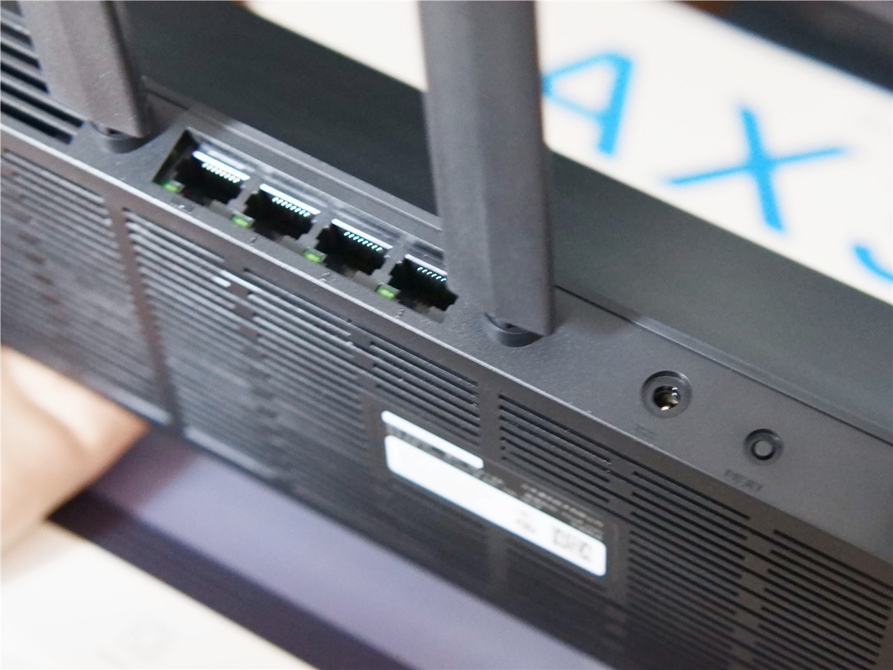 小米旗舰路由器ax1800实测,小米路由器ax3600支持wifi6