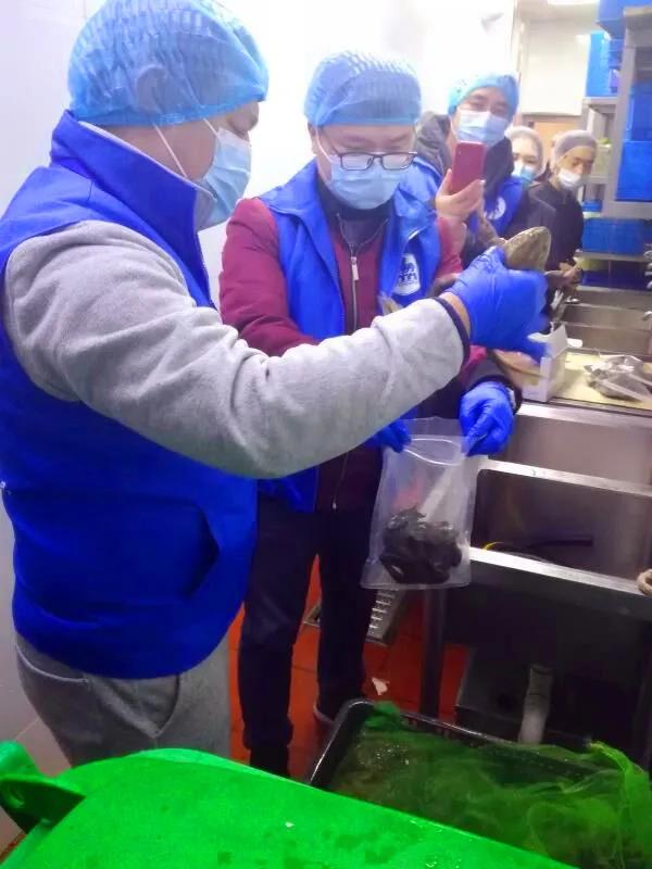 新年第一顿火锅红红火火开开心心,雄县火锅牛气冲天