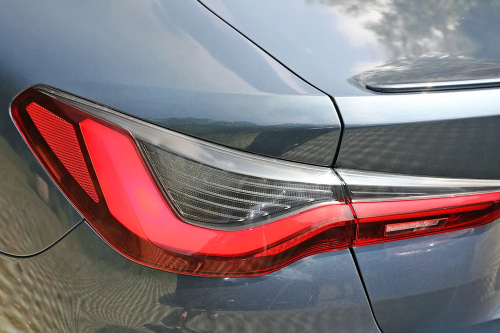 bmw4系四门,细说全新bmw4系双门轿跑