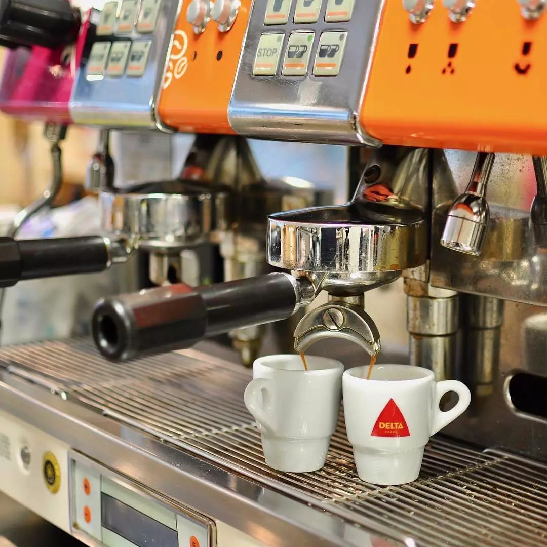 那些去葡萄牙旅行的人，都喝了什么咖啡？