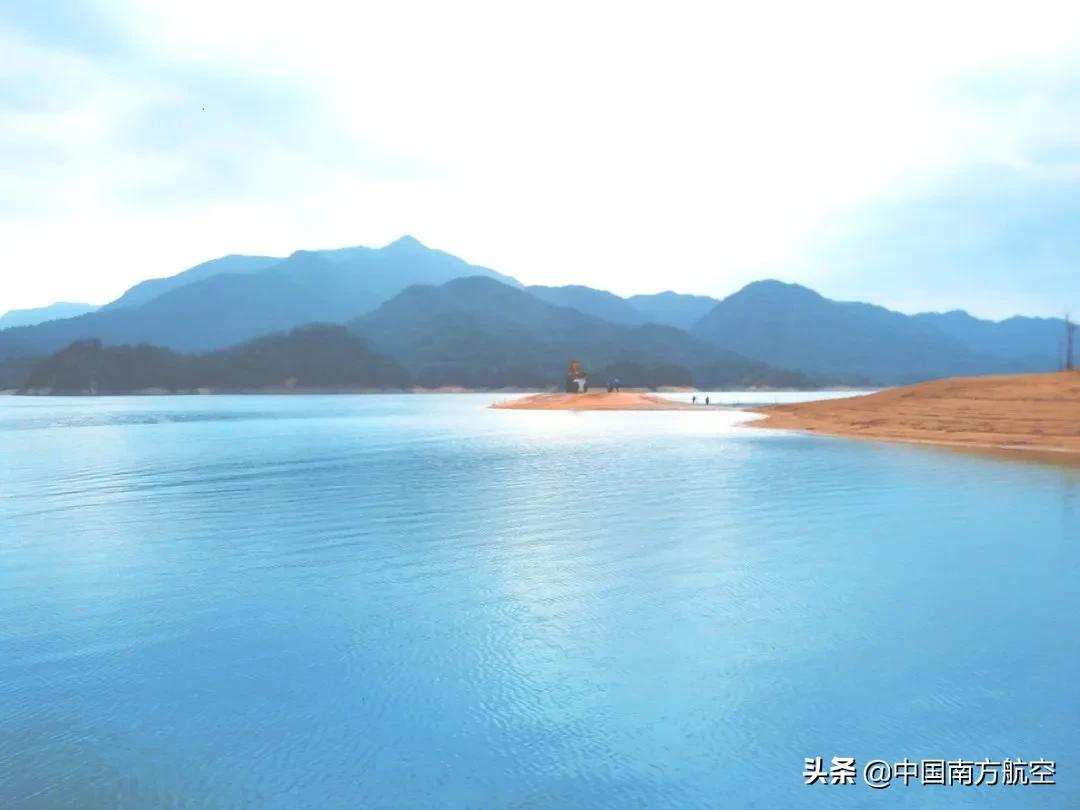 398往返机票,13999机票飞全国