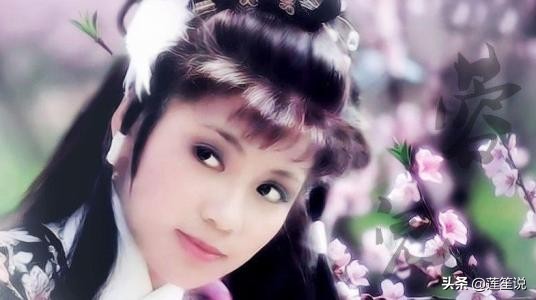 射雕英雄传今昔对比黄蓉无人超越,射雕英雄传黄蓉成为丐帮帮主