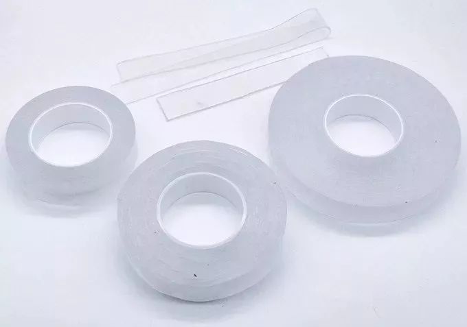 黑科技魔力胶带!反复粘贴不留痕,水洗后又恢复如初