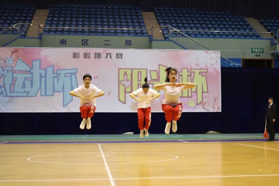 五月动起来图片,五月动起来舞蹈视频