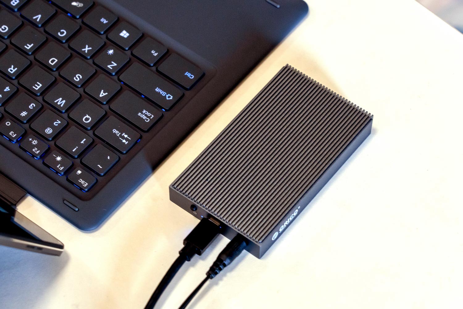 orico固态硬盘盒2.5寸支持m.2,orico固态硬盘盒使用教程