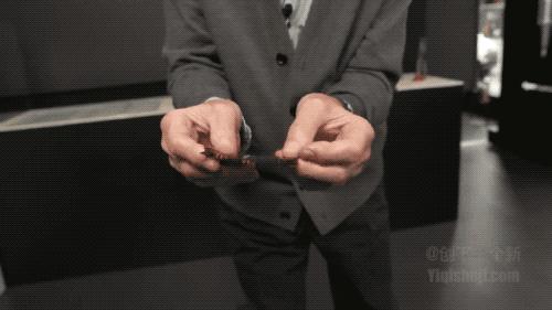 昨天，神器又出，专把弯的撸直