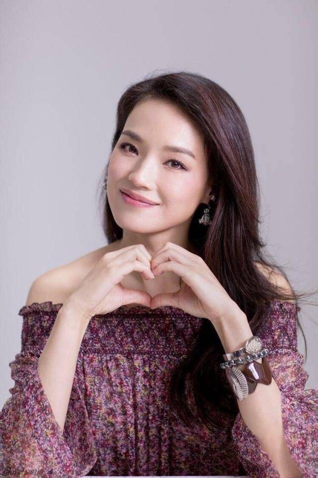 拍戏现场哭了停止拍戏,拍戏前拍摄后哭了