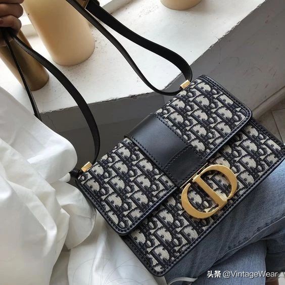 dior必买十大经典包,dior17年出了哪些款包包