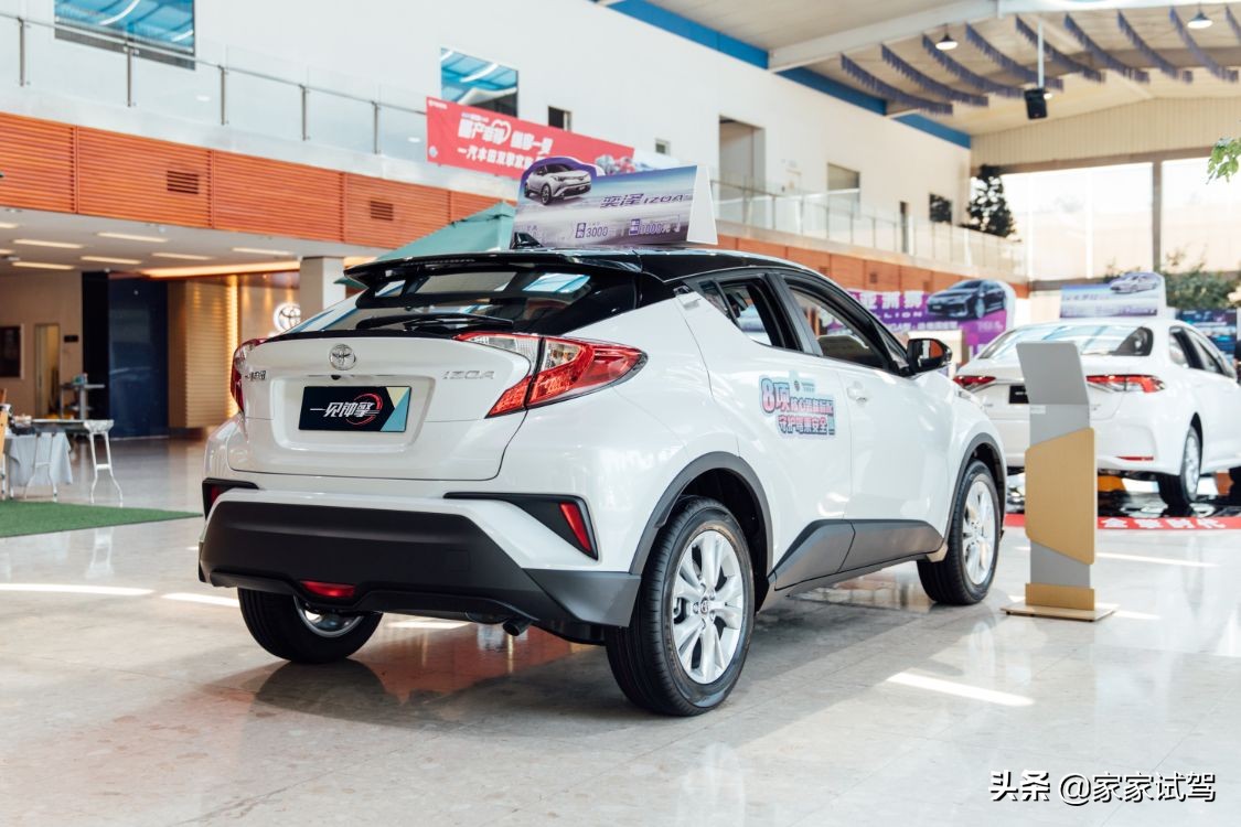 年轻人的第一辆suv选谁更合适,年轻人第一辆车推荐suv保值