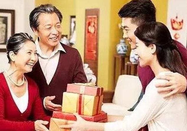 第一次去男友家洗碗决定嫁不嫁,第一次去男友家洗碗怎么办