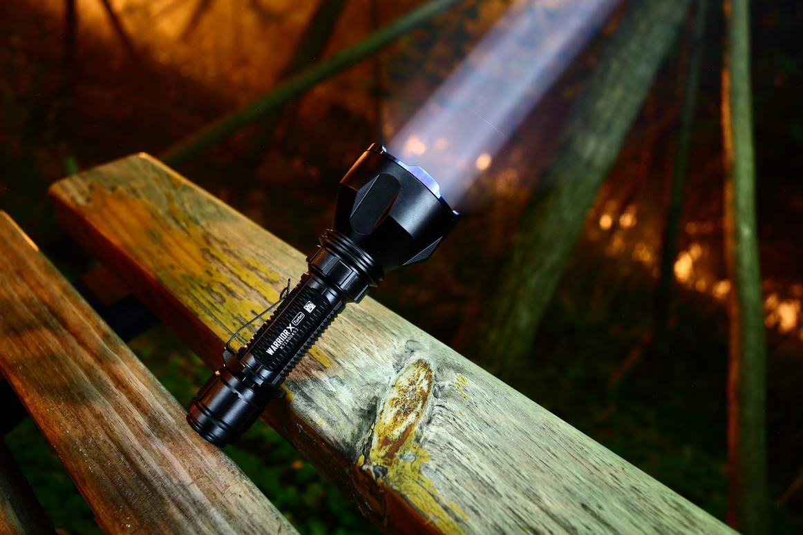 千米金箍棒OLIGHTWARRIOR武士XTurbo评测超级远射桶评测