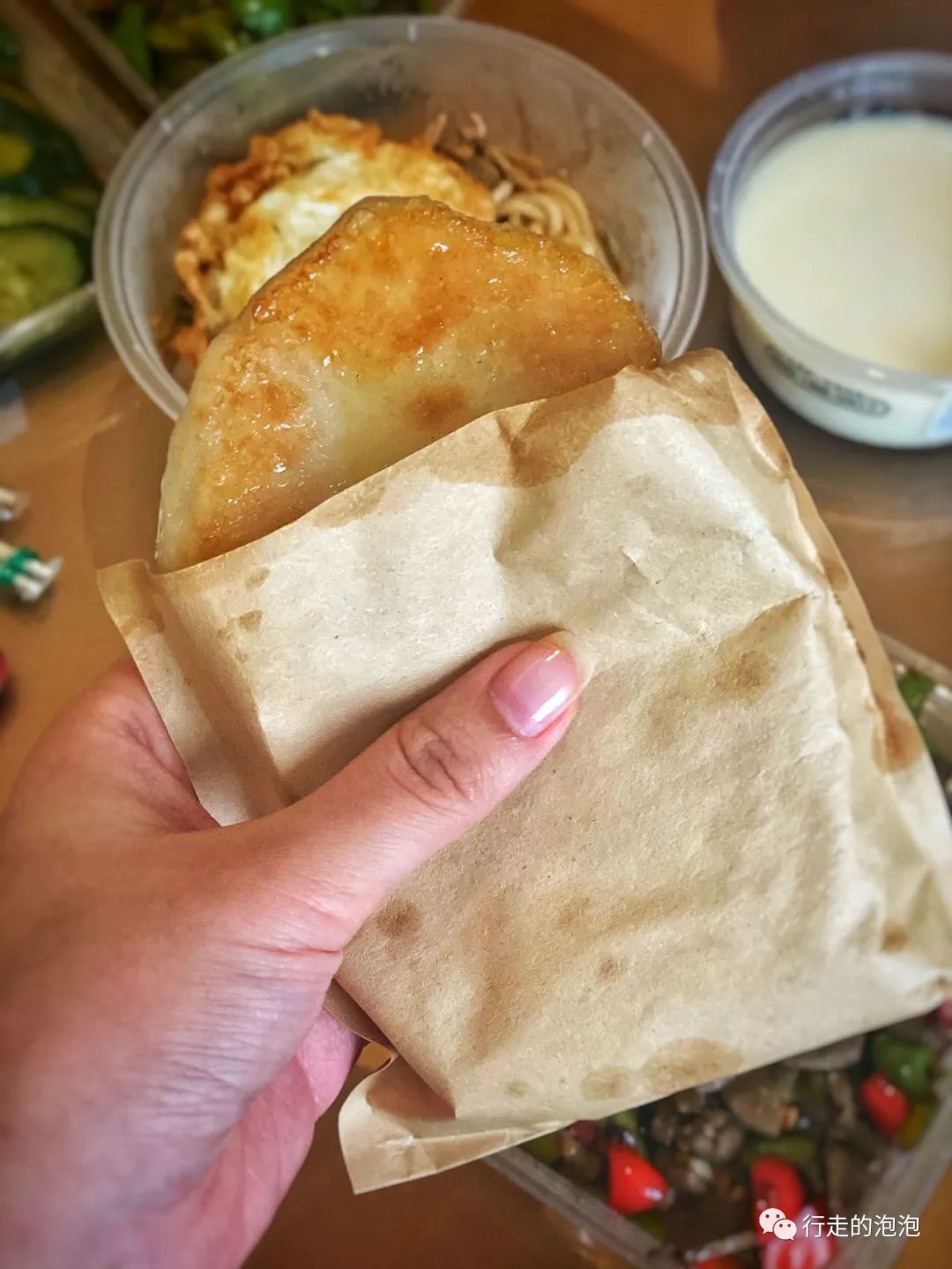 「岳阳攻略」被誉为“湖南夜宵扛把子”的烧烤城，还是小龙虾基地