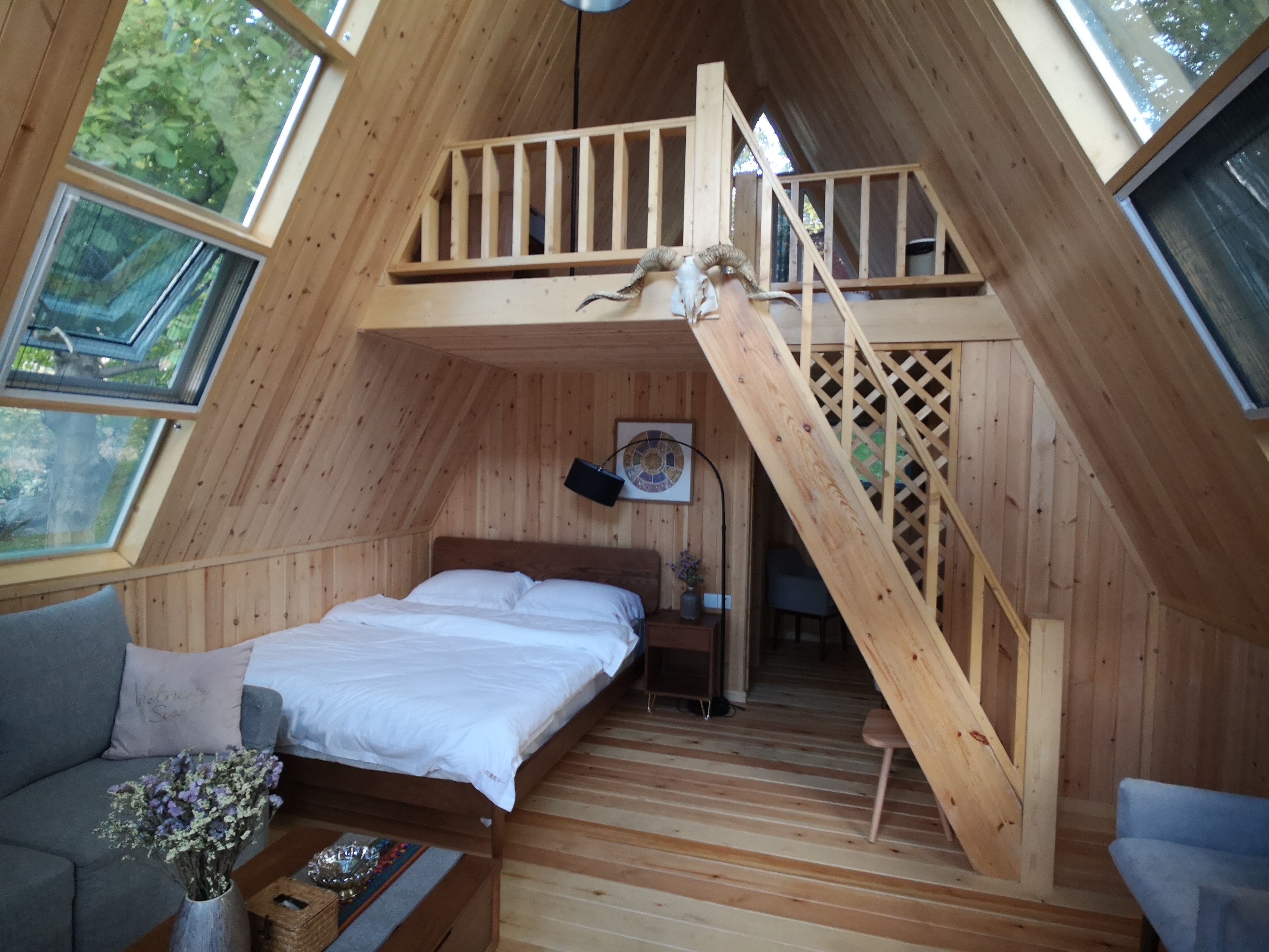 移动小木屋出租多少钱一个月,可移动木屋民宿租赁