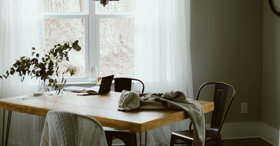 故事：闺蜜美貌又懂事，我把她介绍给哥哥，刚结婚1年传来哥哥噩耗